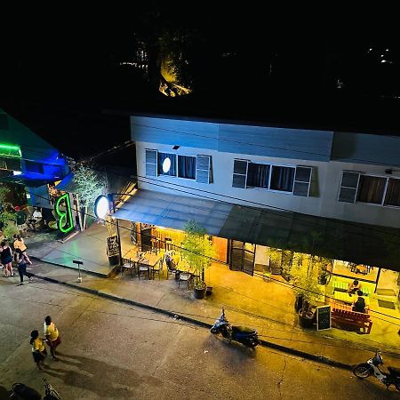Zj Hometel Coron Exterior foto